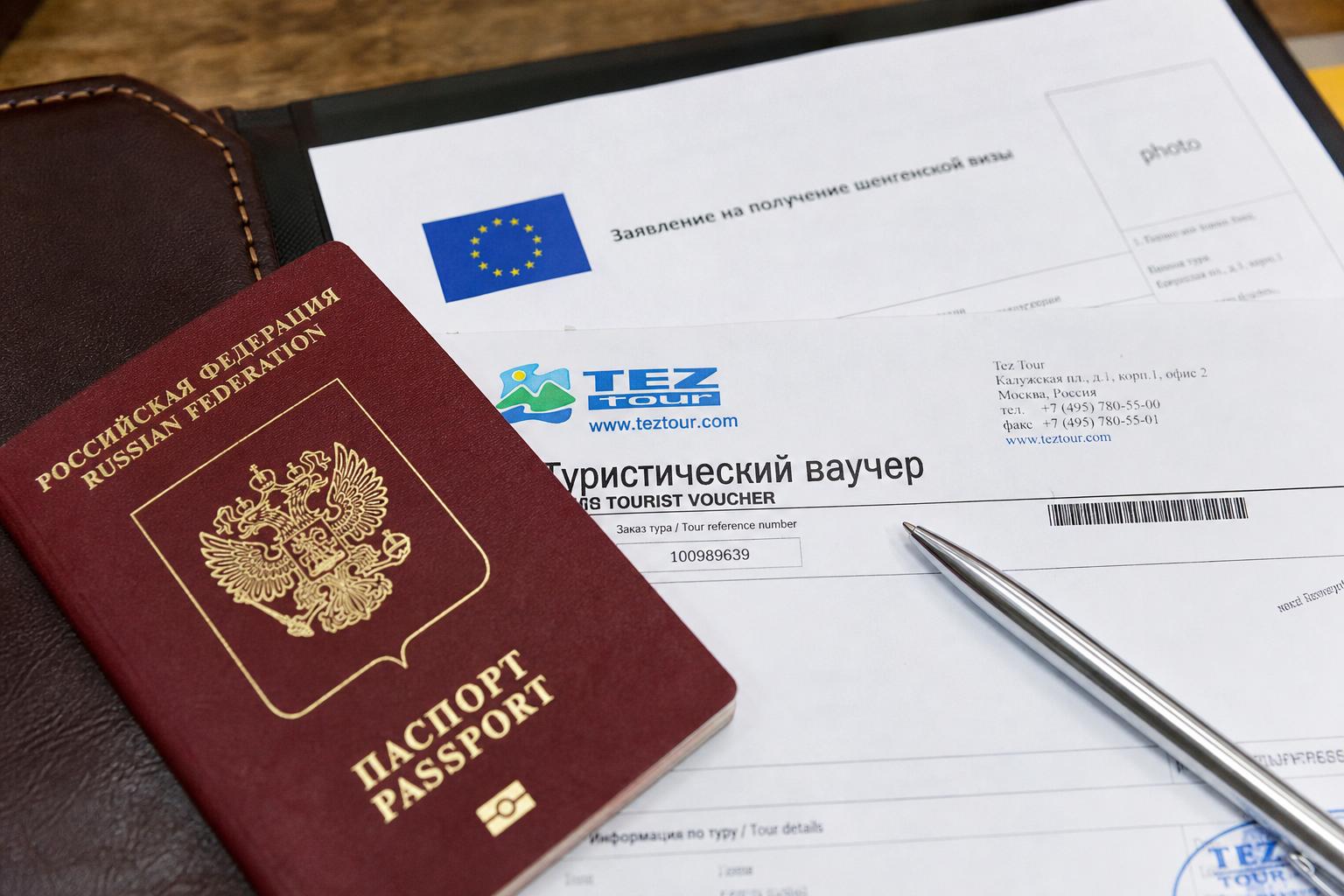Какие документы показывать на визу, если поездка в Болгарию куплена пакетным туром?. Что делать, если чего-то не хватает в день подачи Какие документы показывать на визу, если поездка в Болгарию куплена пакетным туром?. Что делать, если чего-то не хватает в день подачи